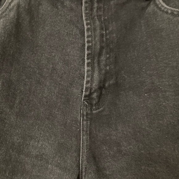 Tommy Hilfiger Black Jean Shorts Classic High-Waisted Design - Picture 7 of 11